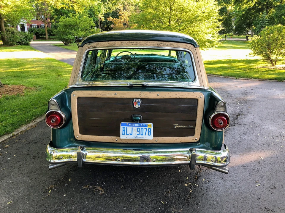 1955 Ford Country Squire - Image 5 of 31