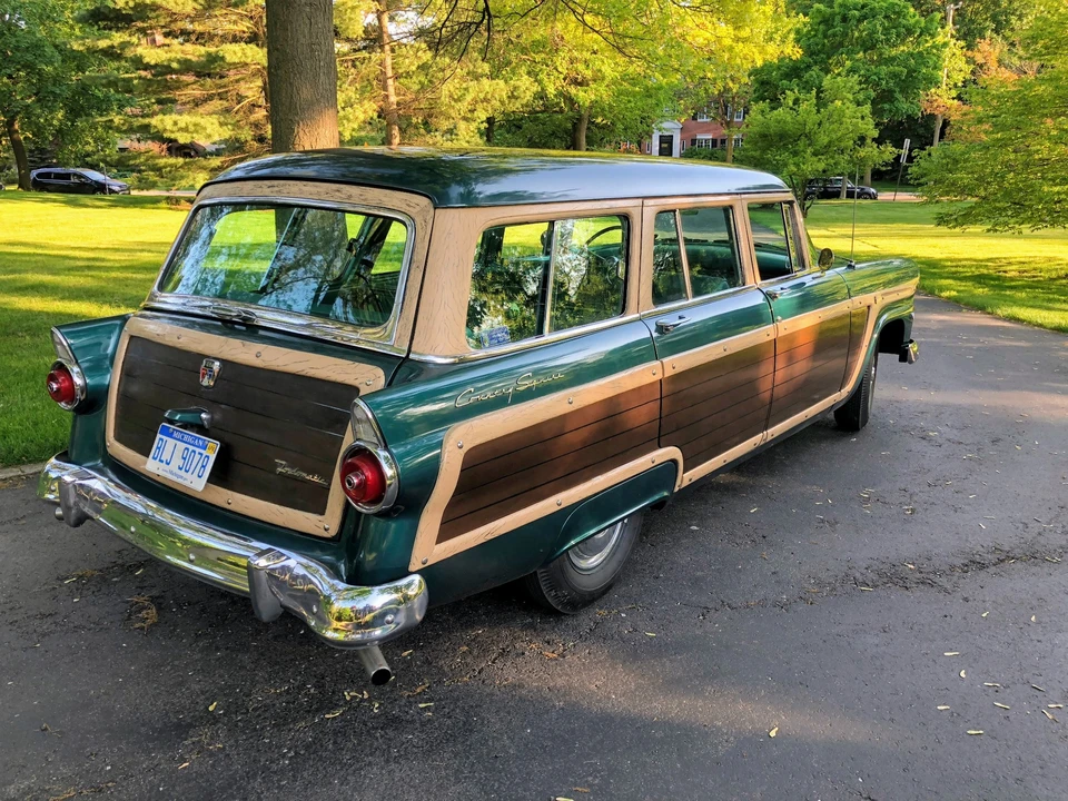 1955 Ford Country Squire - Image 4 of 31