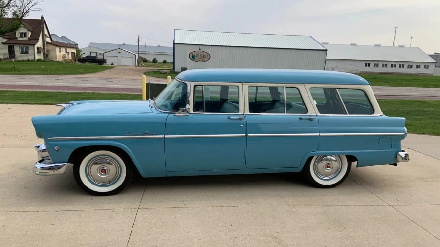 1955 Ford Country Squire - Image 2 of 25