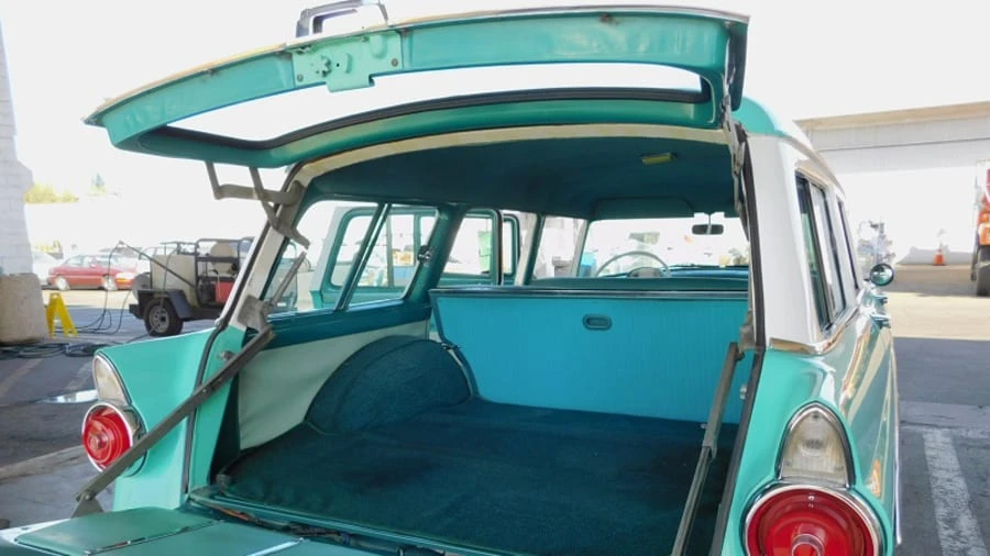 1955 Ford Country Squire - Image 6 of 11