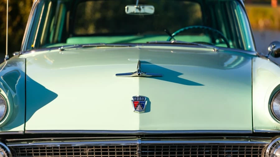 1955 Ford Country Squire - Image 11 of 16
