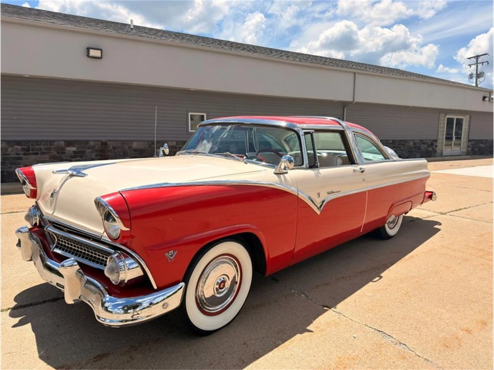 1955 Ford Crown Victoria - Image 2 of 31