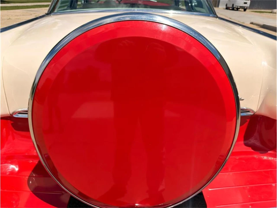 1955 Ford Crown Victoria - Image 24 of 31