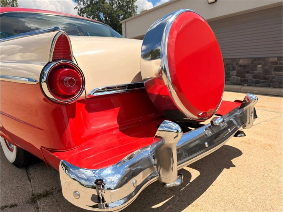 1955 Ford Crown Victoria - Image 20 of 31