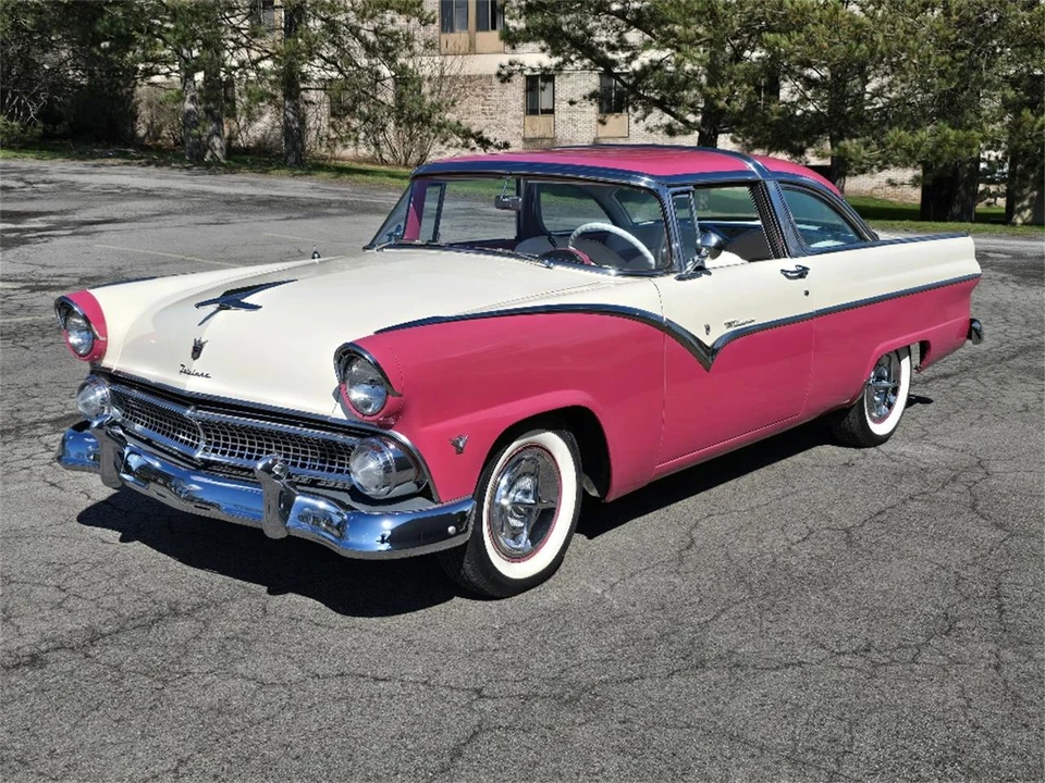 1955 Ford Crown Victoria - Image 2 of 27