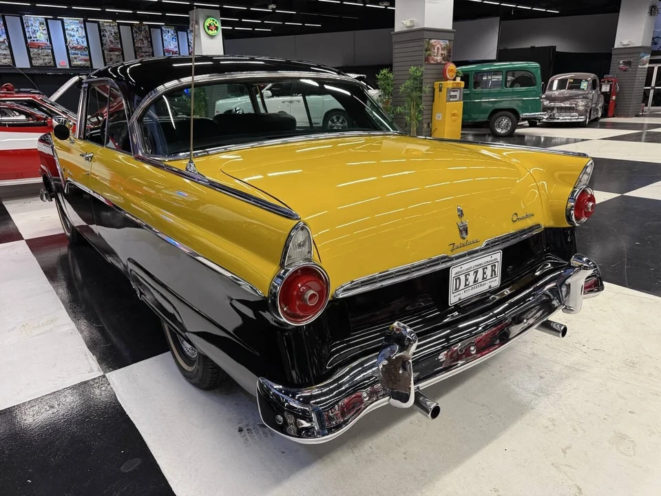 1955 Ford Crown Victoria - Image 4 of 21