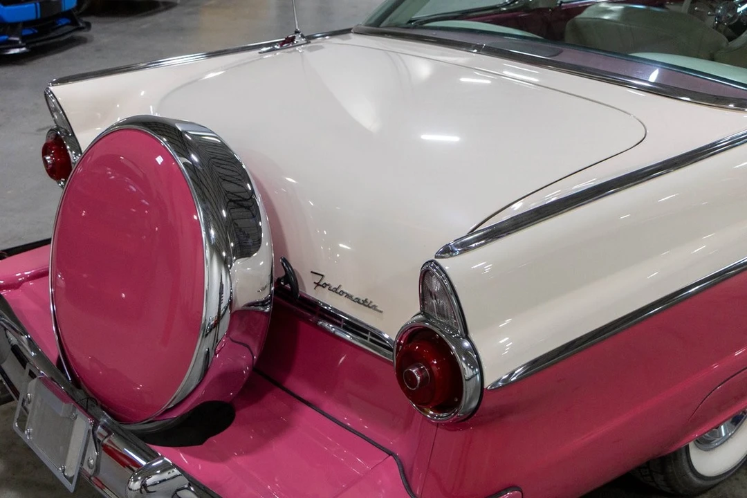 1955 Ford Crown Victoria - Image 20 of 21
