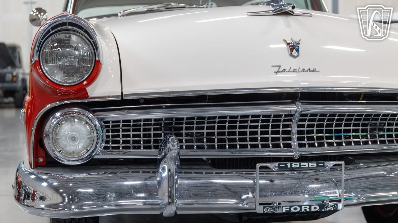 1955 Ford Crown Victoria - Image 9 of 12