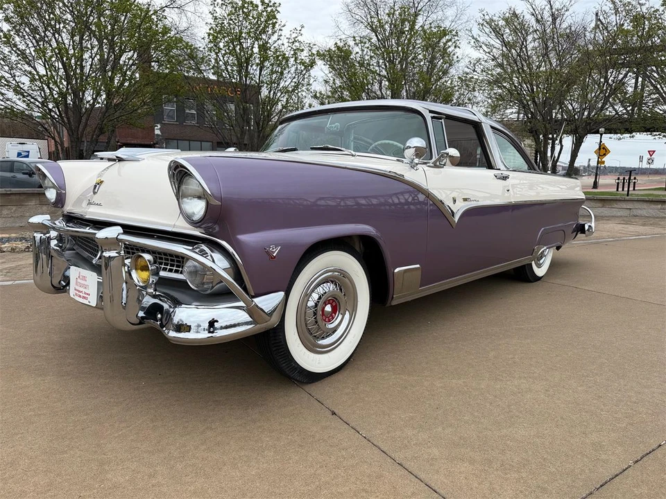 1955 Ford Crown Victoria - Image 2 of 15