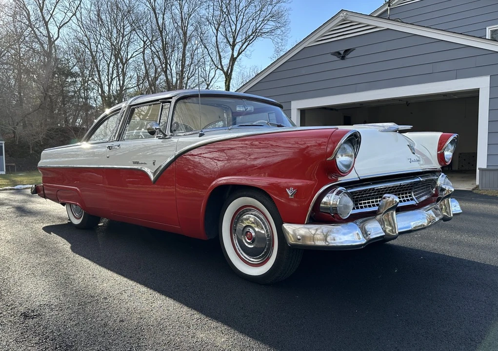 1955 Ford Crown Victoria - Image 4 of 31