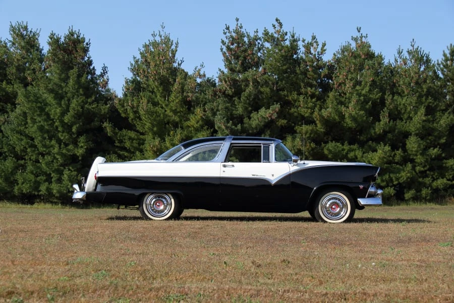 1955 Ford Fairlane 1st Gen - Image 2 of 27