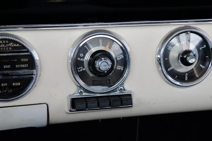 1955 Ford Fairlane 1st Gen - Image 21 of 27