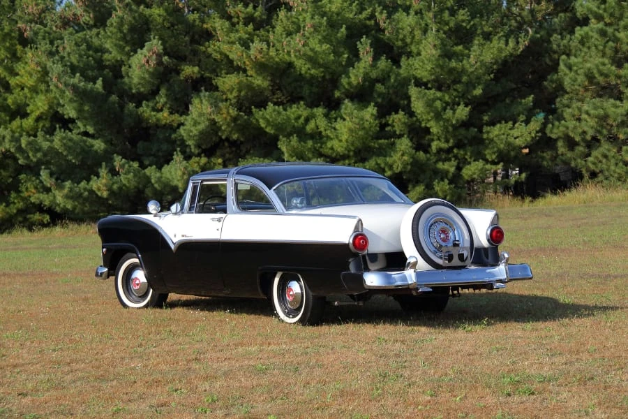 1955 Ford Fairlane 1st Gen - Image 14 of 27