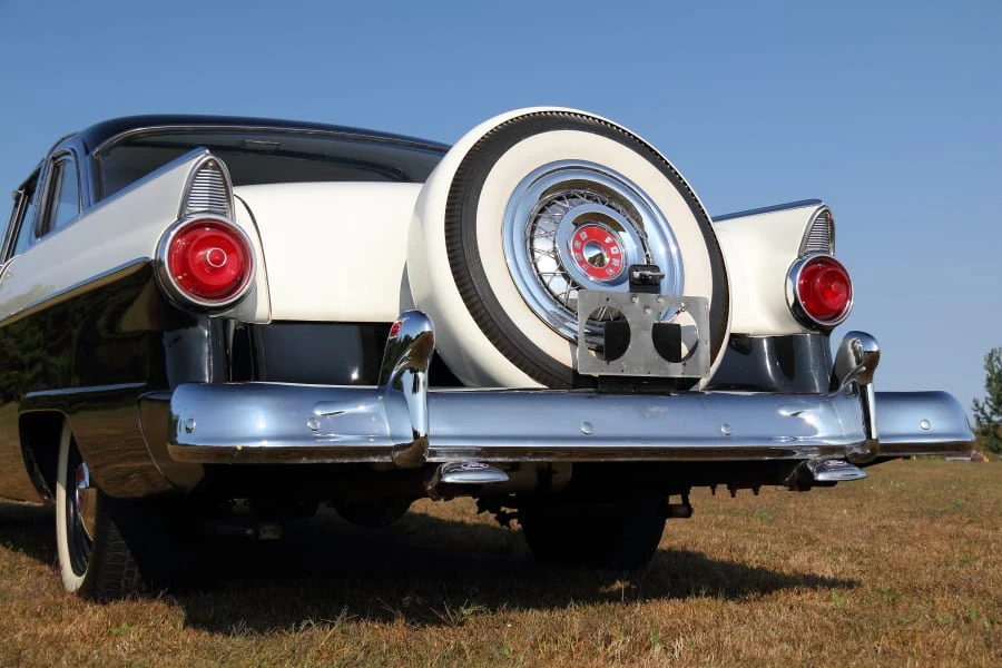1955 Ford Fairlane 1st Gen - Image 17 of 27