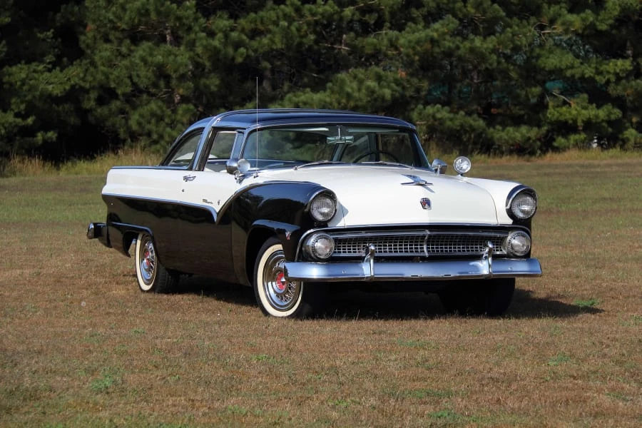 1955 Ford Fairlane 1st Gen - Image 6 of 27