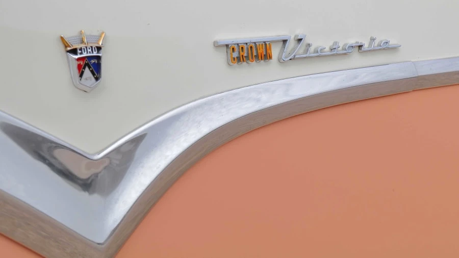 1955 Ford Crown Victoria - Image 16 of 20