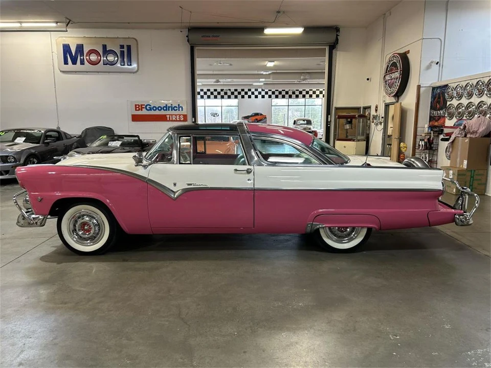1955 Ford Crown Victoria - Image 8 of 31