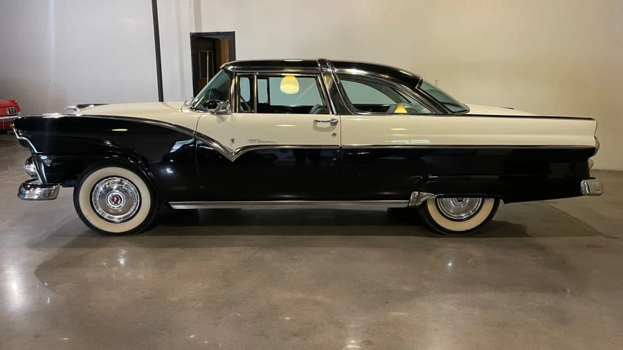 1955 Ford Crown Victoria - Image 2 of 16