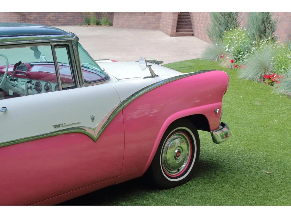 1955 Ford Crown Victoria - Image 22 of 31