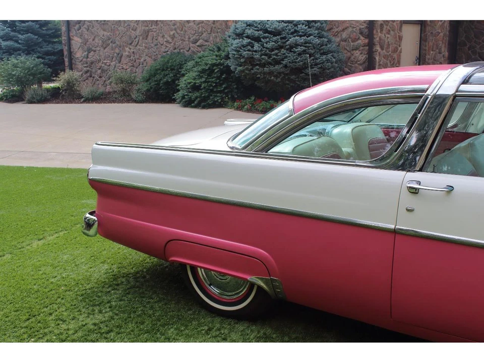 1955 Ford Crown Victoria - Image 23 of 31