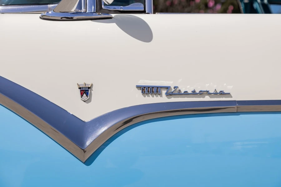 1955 Ford Crown Victoria - Image 20 of 31