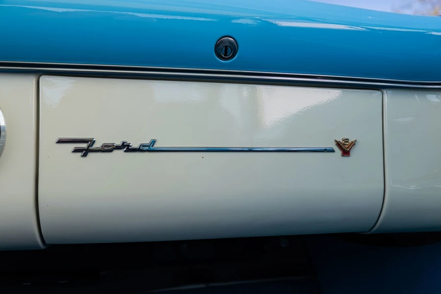 1955 Ford Crown Victoria - Image 30 of 31