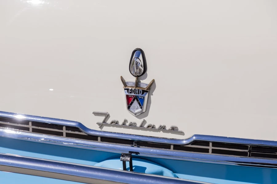 1955 Ford Crown Victoria - Image 10 of 31