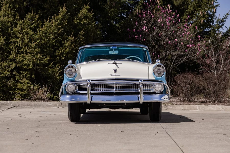 1955 Ford Crown Victoria - Image 4 of 31