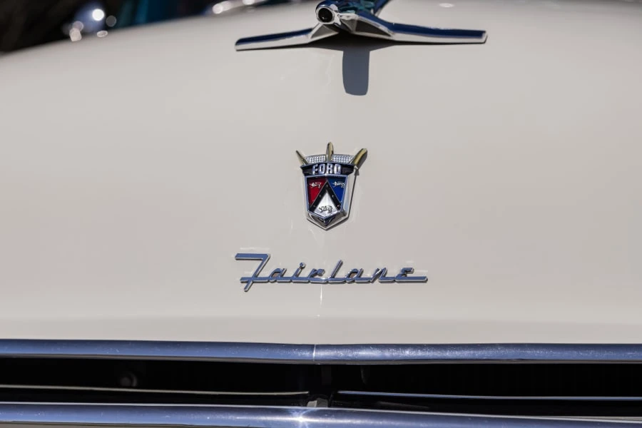 1955 Ford Crown Victoria - Image 17 of 31