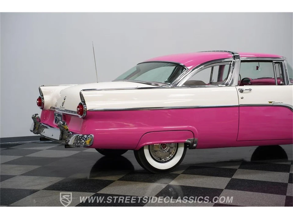 1955 Ford Crown Victoria - Image 24 of 31