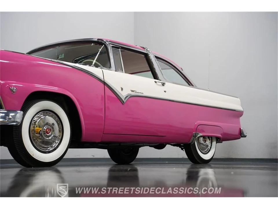 1955 Ford Crown Victoria - Image 20 of 31