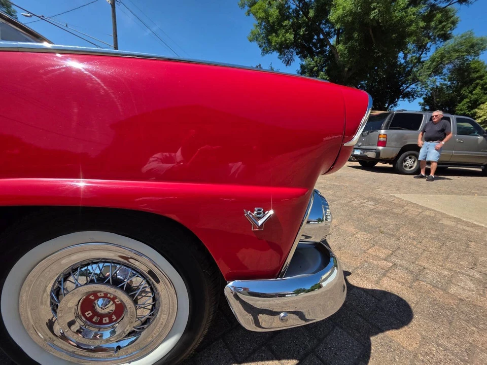 1955 Ford Crown Victoria - Image 23 of 31
