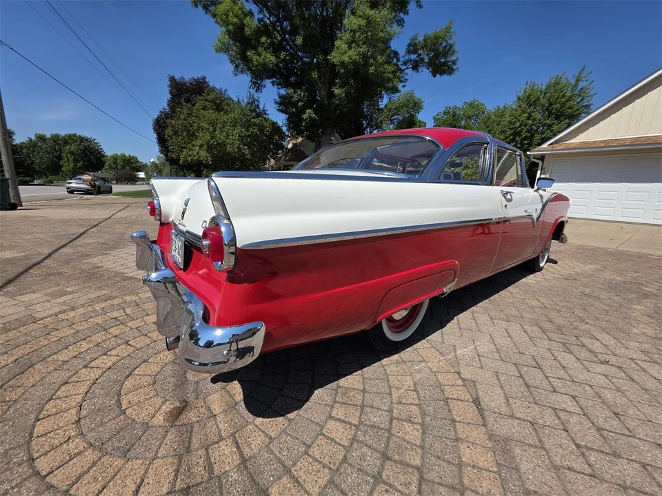 1955 Ford Crown Victoria - Image 3 of 31