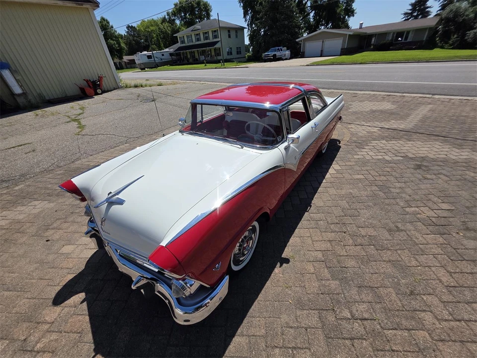 1955 Ford Crown Victoria - Image 15 of 31