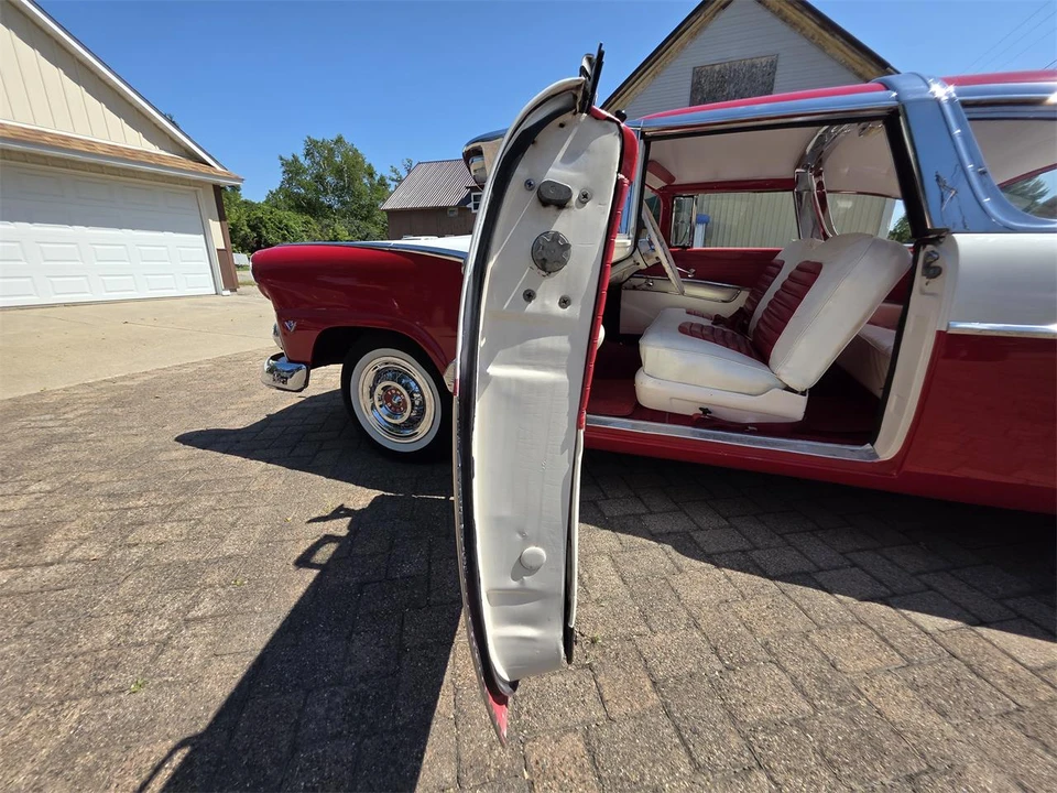 1955 Ford Crown Victoria - Image 16 of 31