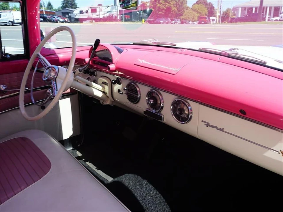 1955 Ford Crown Victoria - Image 24 of 31