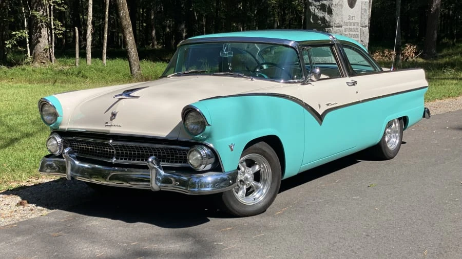 1955 Ford Crown Victoria - Image 4 of 9