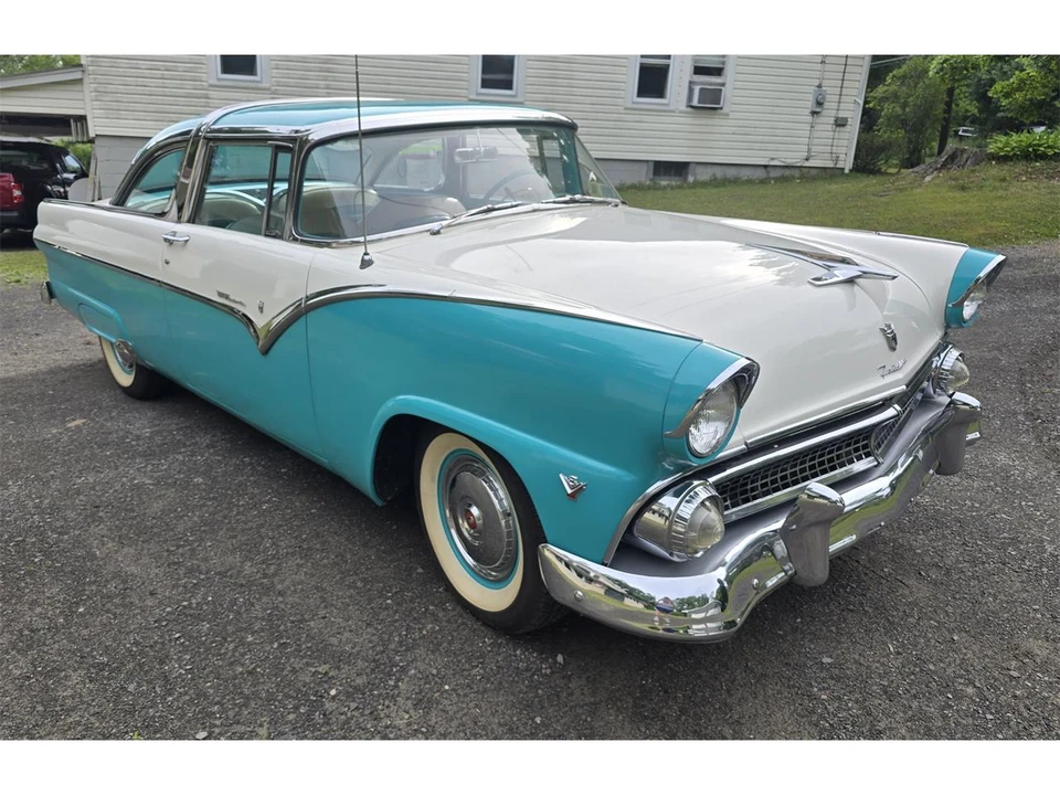 1955 Ford Crown Victoria - Image 3 of 31