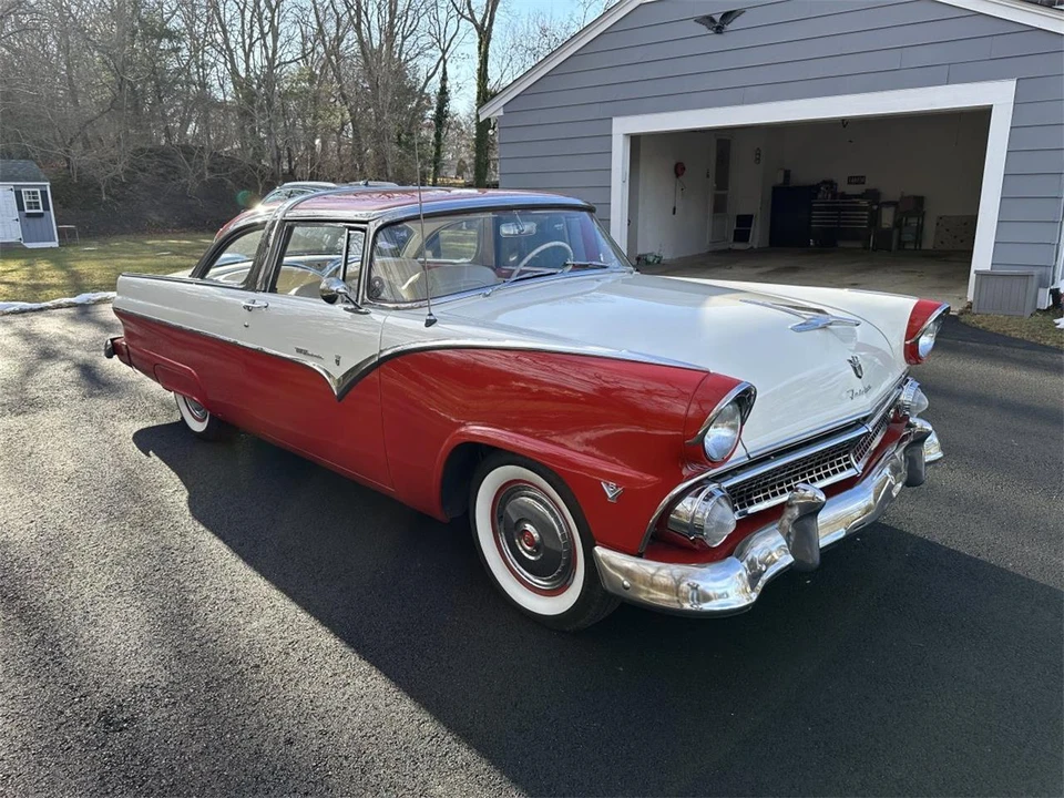 1955 Ford Crown Victoria - Image 2 of 31