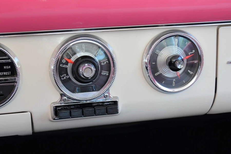 1955 Ford Crown Victoria - Image 19 of 31
