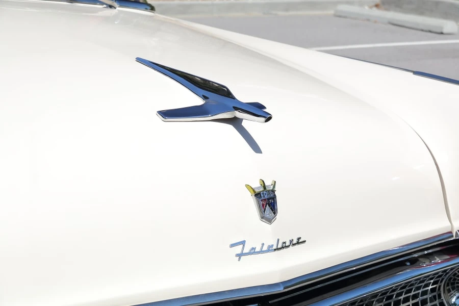 1955 Ford Crown Victoria - Image 8 of 31