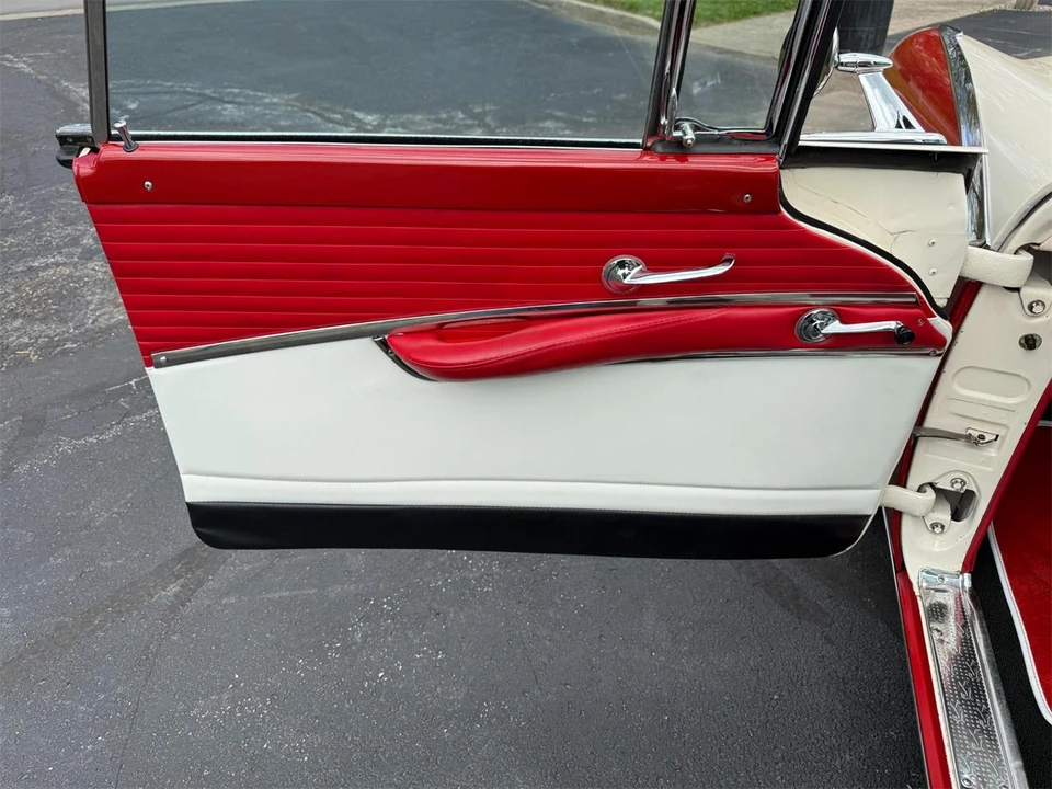 1955 Ford Crown Victoria - Image 11 of 31