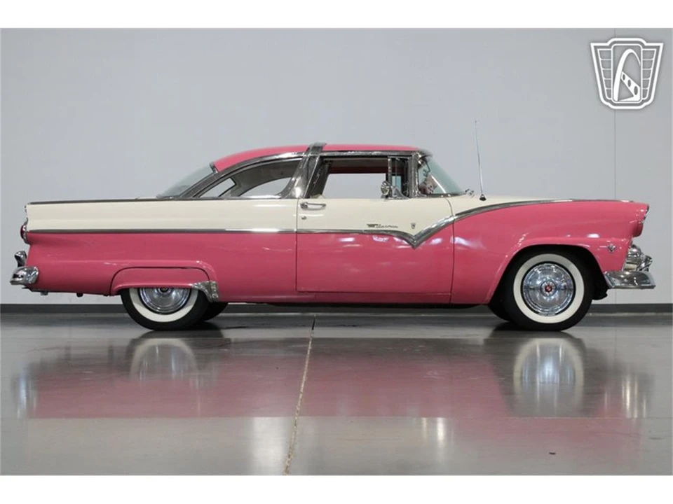 1955 Ford Crown Victoria - Image 23 of 31