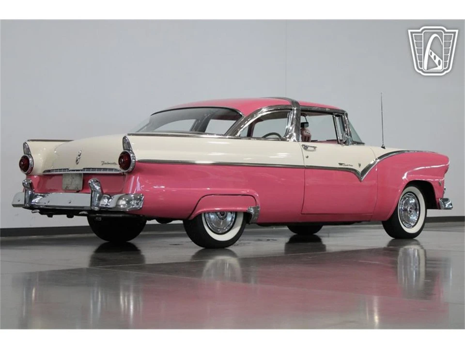 1955 Ford Crown Victoria - Image 24 of 31