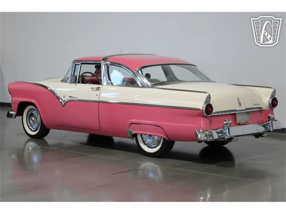 1955 Ford Crown Victoria - Image 19 of 31