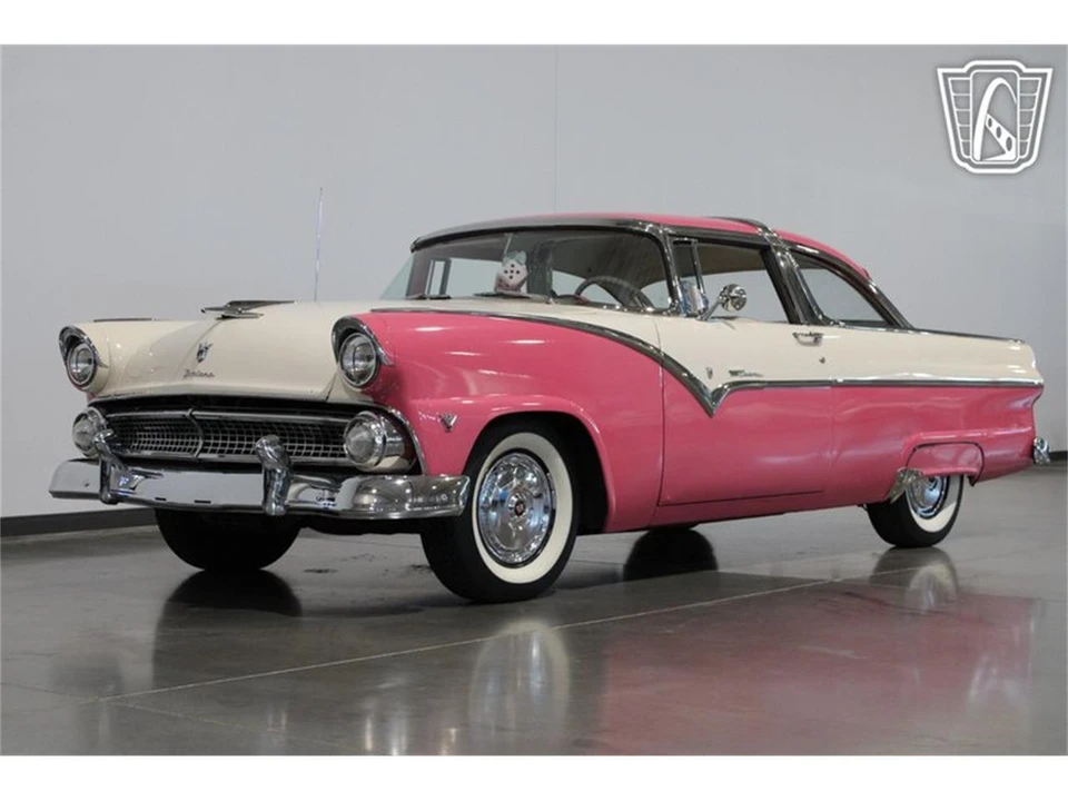 1955 Ford Crown Victoria - Image 25 of 31