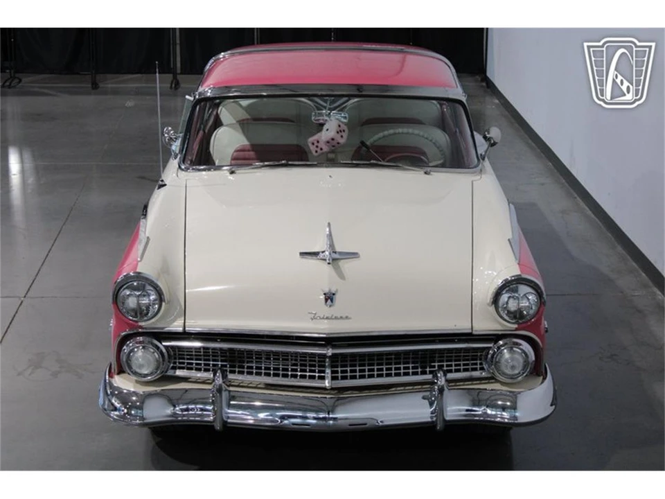 1955 Ford Crown Victoria - Image 5 of 31
