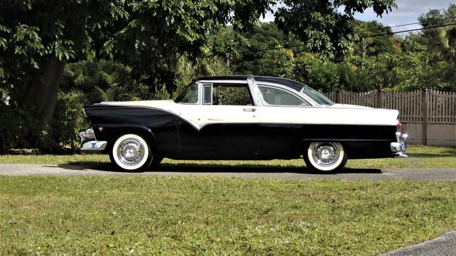 1955 Ford Crown Victoria - Image 2 of 27