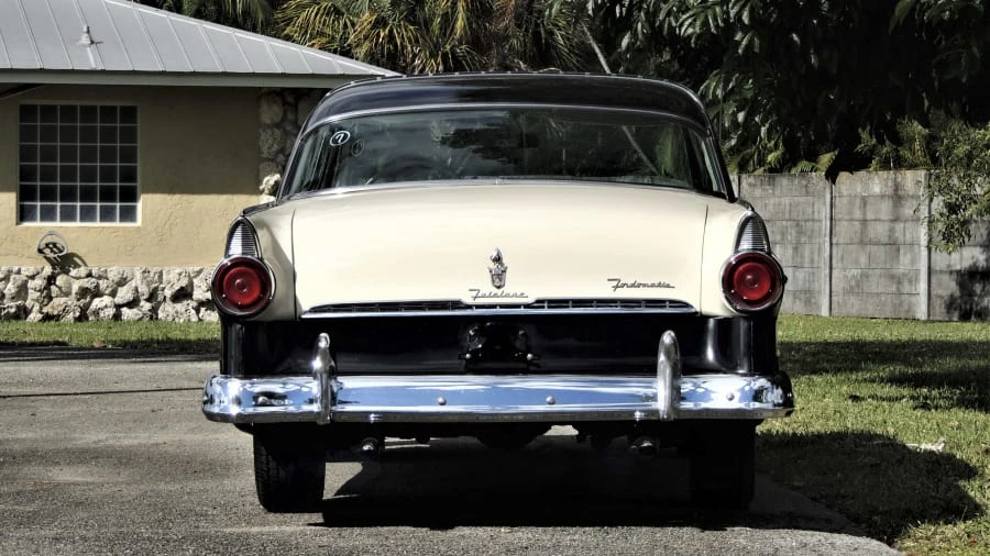 1955 Ford Crown Victoria - Image 10 of 27