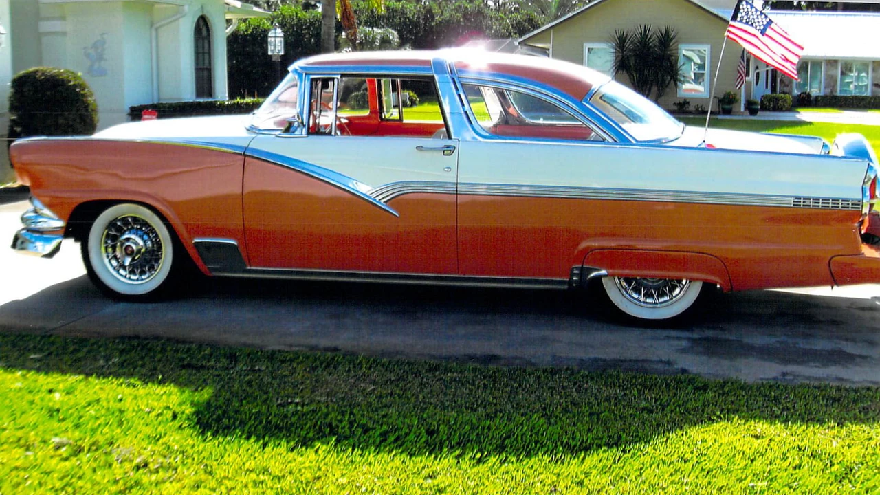 1955 Ford Crown Victoria - Image 2 of 7